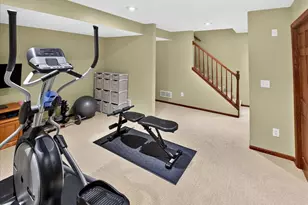 2398 Hunter Dr, Chanhassen, MN 55317 - Photo 51