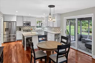2398 Hunter Dr, Chanhassen, MN 55317 - Photo 27