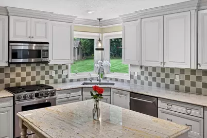 2398 Hunter Drive, Chanhassen, MN 55317 - Photo 31