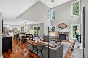 2398 Hunter Dr, Chanhassen, MN 55317 - Photo 25