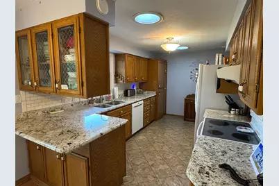 1655 Woodcrest Avenue, Owatonna, MN 55060 - Photo 11