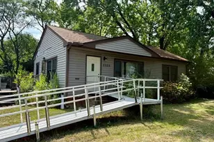 2205 Brookview Dr, Brooklyn Center, MN 55430 - Photo 1