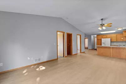 2187 Cleveland Way S, Cambridge, MN 55008 - Photo 5