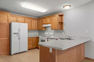 2187 Cleveland Way S, Cambridge, MN 55008 - Photo 7