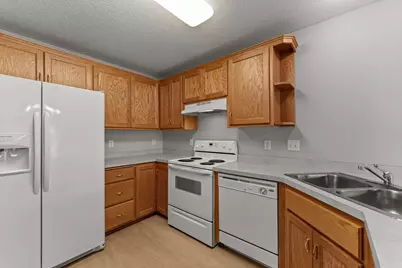 2187 Cleveland Way S, Cambridge, MN 55008 - Photo 11