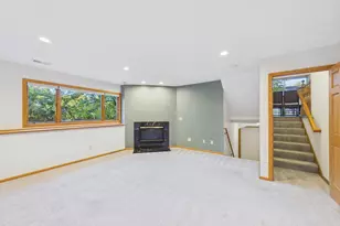 7081 Upper 36th St N, Oakdale, MN 55128 - Photo 17