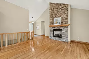 5048 Scenic View Dr SW, Rochester, MN 55902 - Photo 3