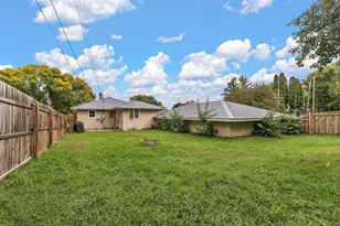 455 Division St, Gaylord, MN 55334 - Photo 25