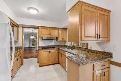 124 Natchez Avenue N, Golden Valley, MN 55422 - Photo 9