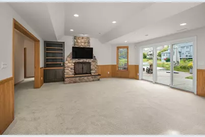 818 Park Place Drive, Mendota Heights, MN 55118 - Photo 29