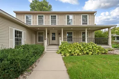 1029 Oak Terrace Drive, North Mankato, MN 56003 - Photo 3