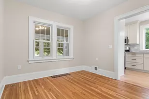 902 Hunt Pl, Saint Paul, MN 55114 - Photo 5
