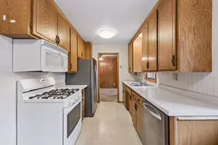 8367 Greene Ave S, Cottage Grove, MN 55016 - Photo 11