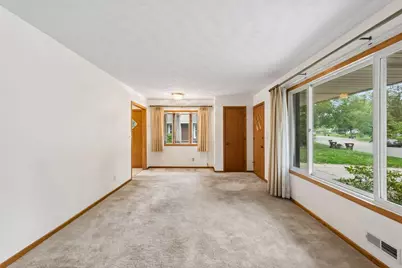 8367 Greene Avenue S, Cottage Grove, MN 55016 - Photo 7