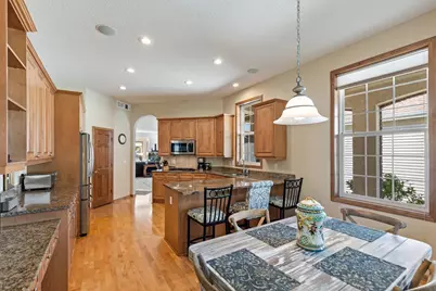 18711 Farmstead Circle, Eden Prairie, MN 55347 - Photo 7