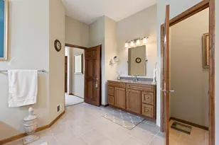 18711 Farmstead Cir, Eden Prairie, MN 55347 - Photo 27