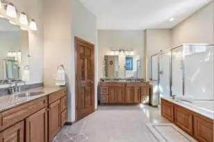 18711 Farmstead Cir, Eden Prairie, MN 55347 - Photo 25