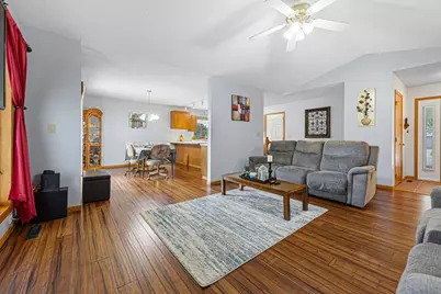 812 Lancer Drive NE, Owatonna, MN 55060 - Photo 9