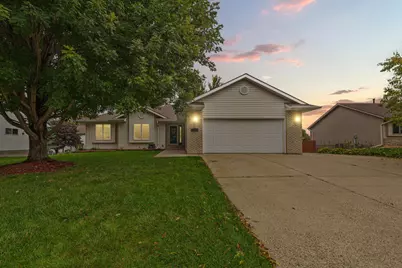 812 Lancer Drive NE, Owatonna, MN 55060 - Photo 3