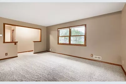 10440 Zion Street NW, Coon Rapids, MN 55433 - Photo 9
