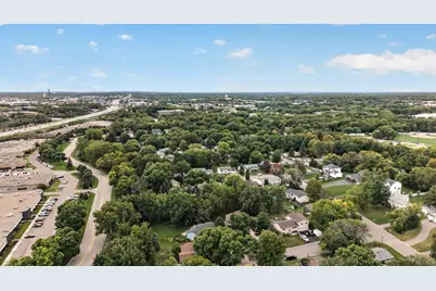 14010 38th Avenue N, Plymouth, MN 55447 - Photo 35