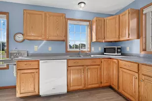 1110 2nd St NE, Elbow Lake, MN 56531 - Photo 7