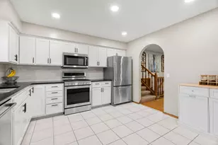 9612 Union Terrace Ln N, Maple Grove, MN 55369 - Photo 9