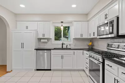 9612 Union Terrace Lane N, Maple Grove, MN 55369 - Photo 7