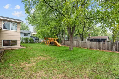 9612 Union Terrace Lane N, Maple Grove, MN 55369 - Photo 3