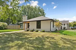5400 Richmond Ln, Edina, MN 55436 - Photo 3