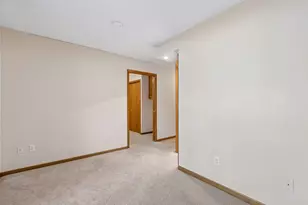 533 Ravoux Rd, Chaska, MN 55318 - Photo 29