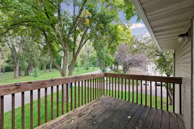533 Ravoux Road, Chaska, MN 55318 - Photo 11