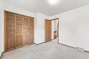 6980 Alpine Trail, Eden Prairie, MN 55346 - Photo 17