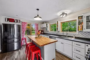 660 North Shore Dr W, Orono, MN 55364 - Photo 11
