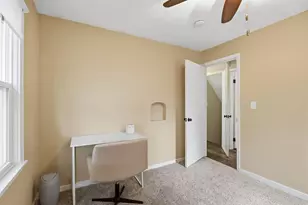 992 McLean Ave, Saint Paul, MN 55106 - Photo 13