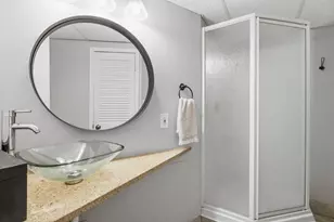 992 McLean Ave, Saint Paul, MN 55106 - Photo 21