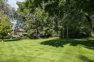 4840 Sparrow Rd, Minnetonka, MN 55345 - Photo 41