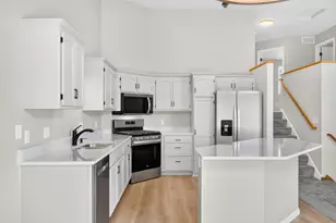 22413 Evergreen Cir, Forest Lake, MN 55025 - Photo 5