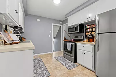 4625 Oxborough Lane, Bloomington, MN 55437 - Photo 9