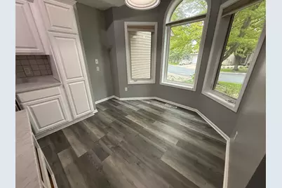 9113 Medley Circle, Golden Valley, MN 55427 - Photo 3