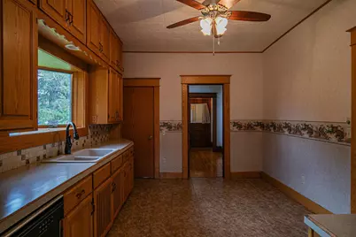 301 E Depue Avenue, Olivia, MN 56277 - Photo 15