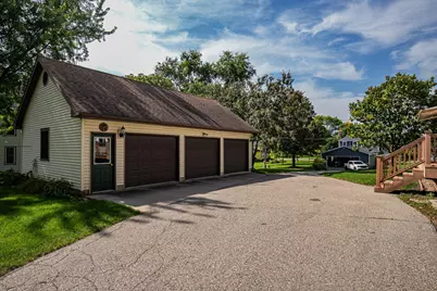 301 E Depue Avenue, Olivia, MN 56277 - Photo 35
