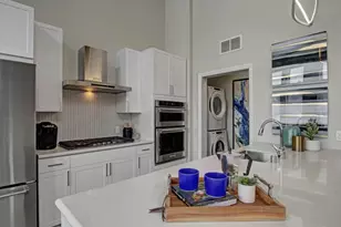 1477 W Lake St, Minneapolis, MN 55408 - Photo 3
