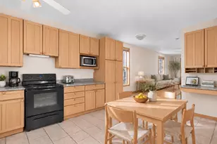 1012 Burgess St, Saint Paul, MN 55103 - Photo 3