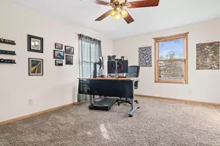 1012 Burgess St, Saint Paul, MN 55103 - Photo 17