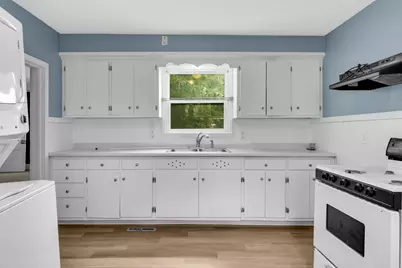 429 2nd Avenue E, Shakopee, MN 55379 - Photo 9