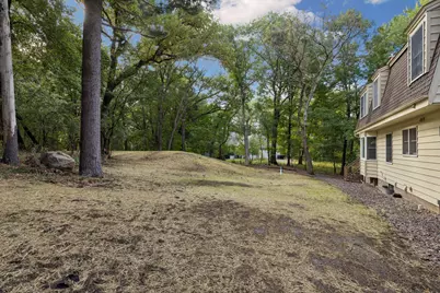360 Quail Road, Dellwood, MN 55110 - Photo 31