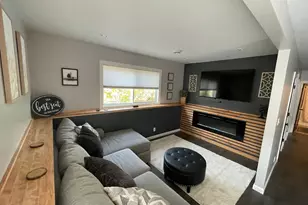 908 NW 1st Ave, Grand Rapids, MN 55744 - Photo 25