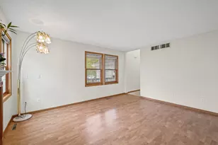611 Bellvue Ln, Brooklyn Center, MN 55430 - Photo 11