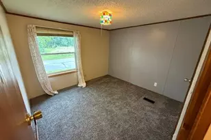 701 N Shakespeare Ave, Mankato, MN 56001 - Photo 9